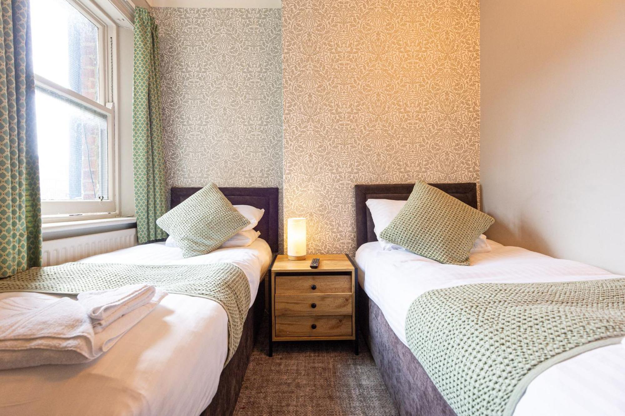 Fox 3* Guisborough